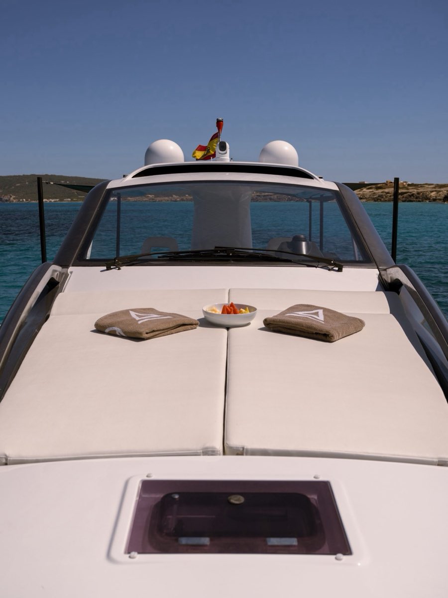 Anvera 48 "Breeze"