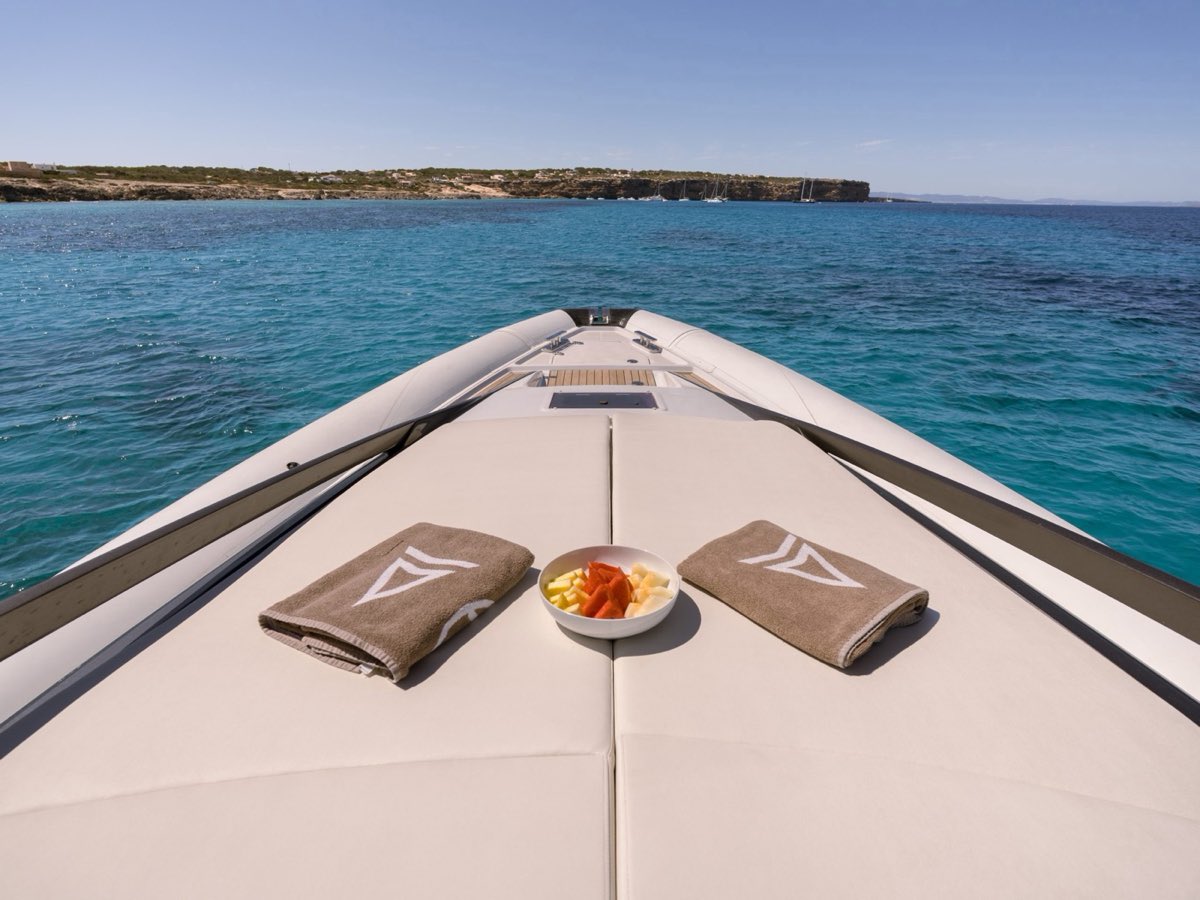 Anvera 48 "Breeze"