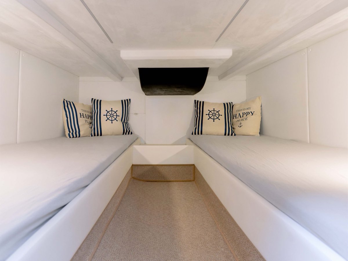 Anvera 48 "Breeze"