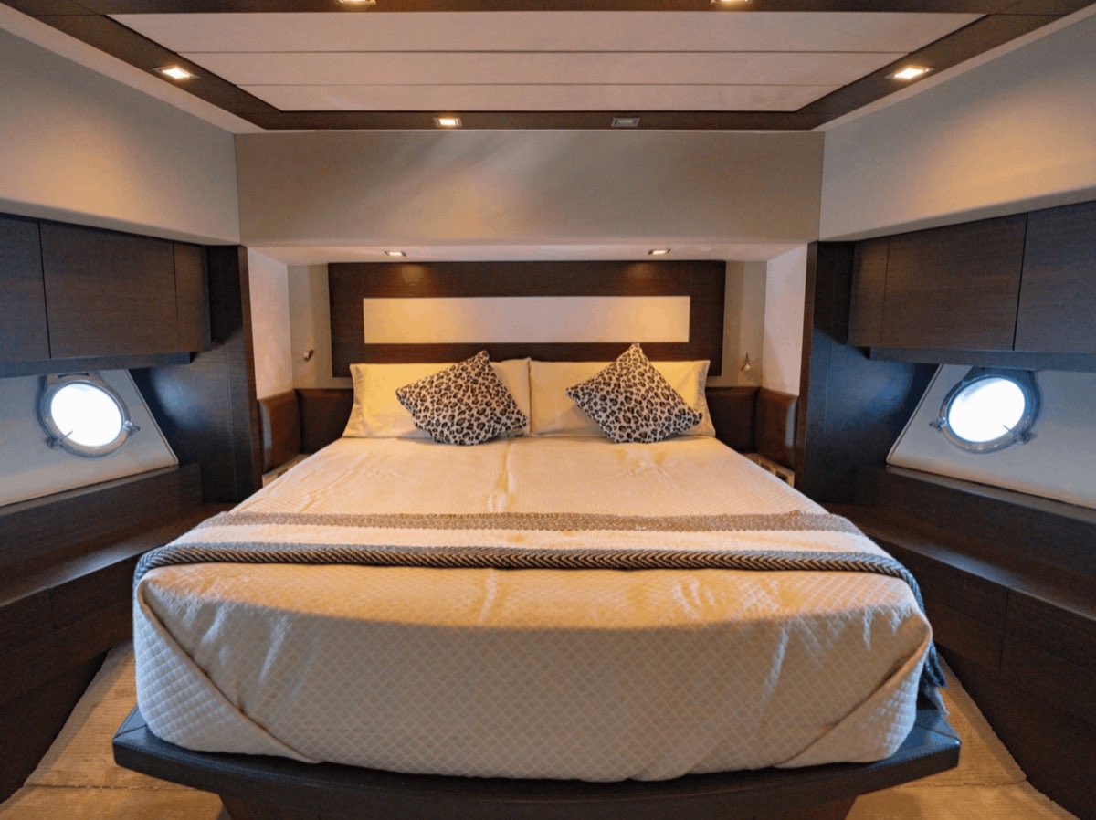 Azimut 86 "The Jungle"