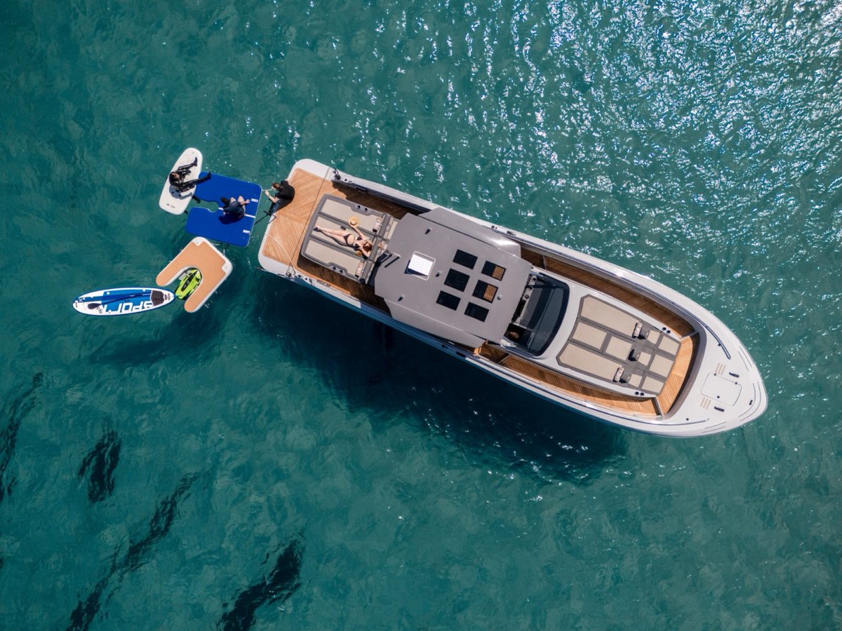 Canados Gladiator 49 "Grand"