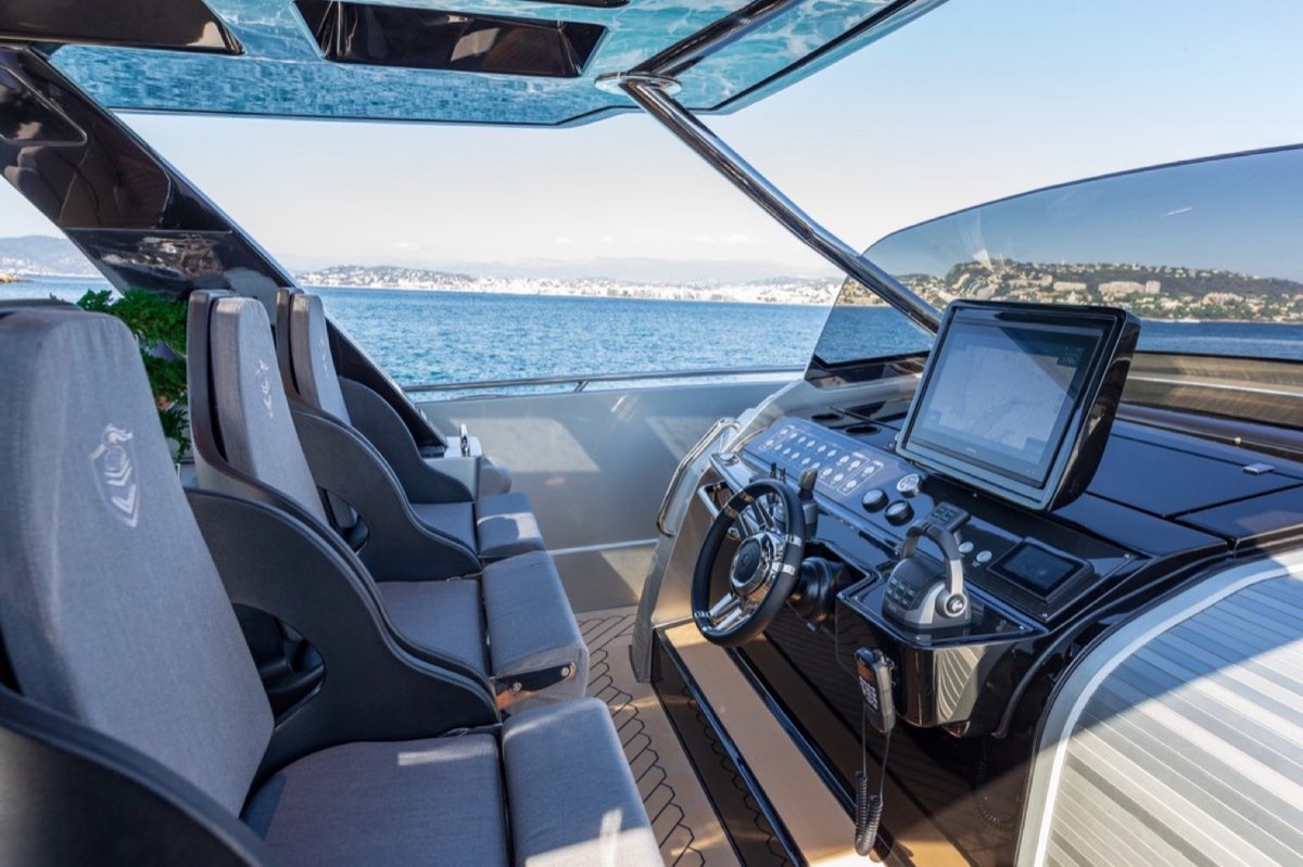 Canados Gladiator 49 "Vibe"