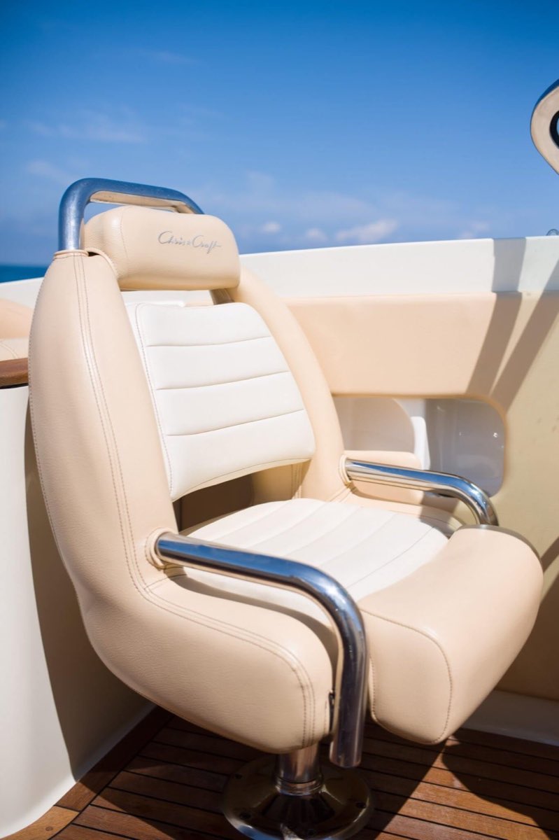 Chris Craft 28 "Yootopia"