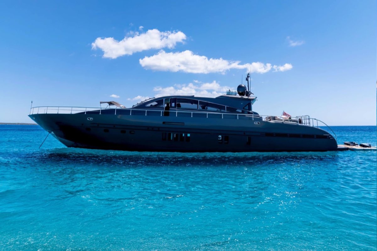 Leopard 90 "Aya One"