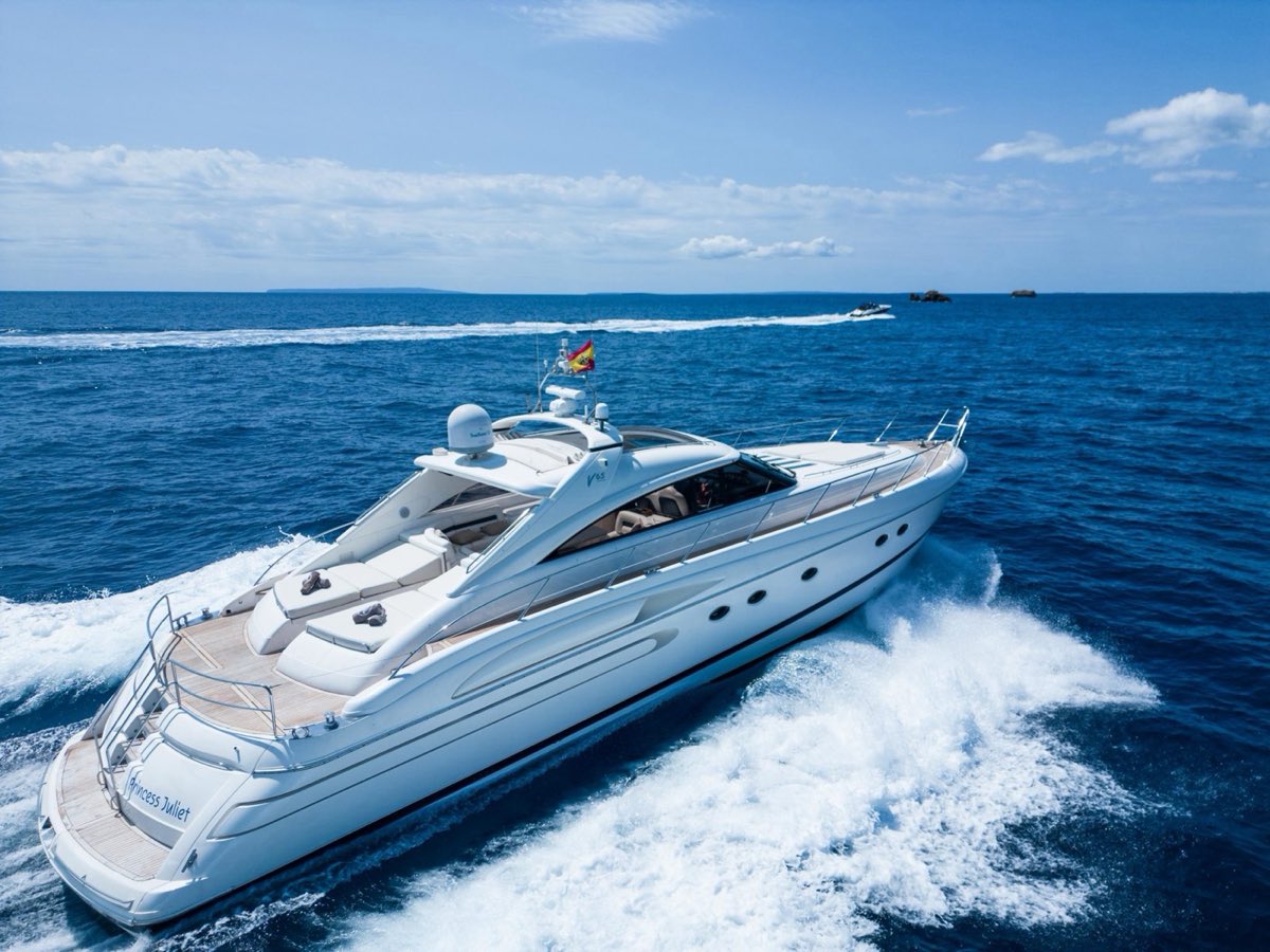 Princess V65 "Freedom"