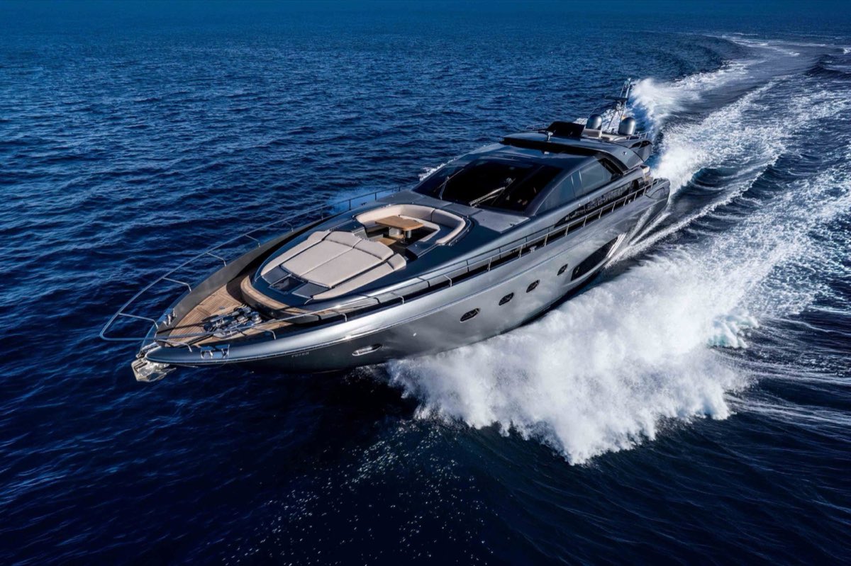 Riva 86 "Tanit"