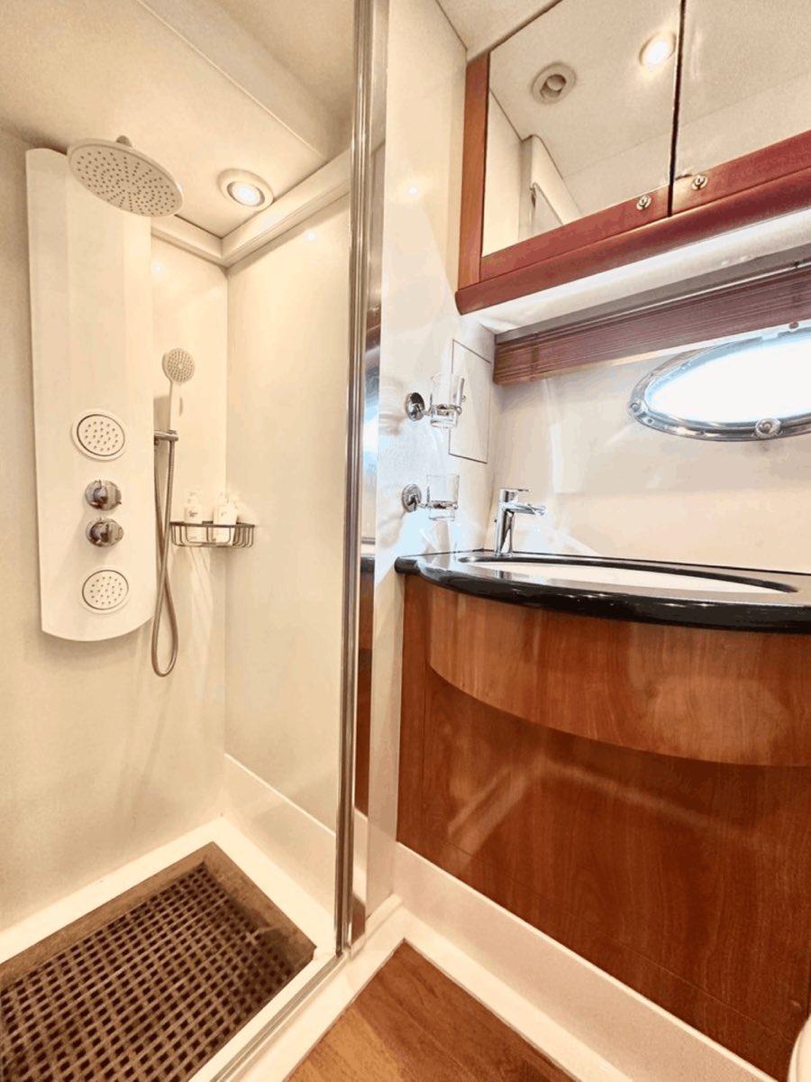Sunseeker Predator 68 "Talan"