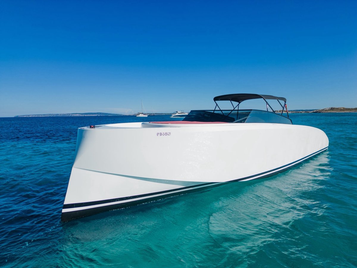 Vanquish 43 "Tequila"