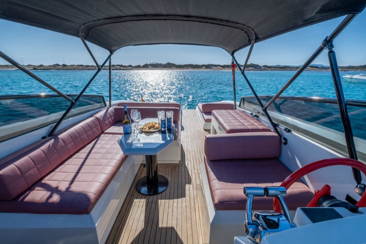 Vanquish 43 "Tequila"